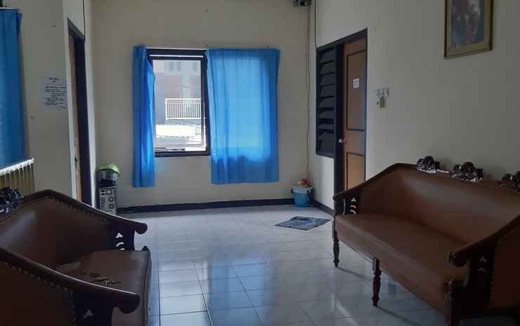 Сурабая: OYO 90143 Gosepa Keputih Syariah
