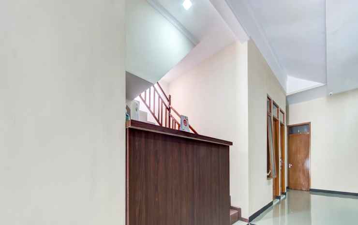 Бату: OYO 90175 Tl Guest House