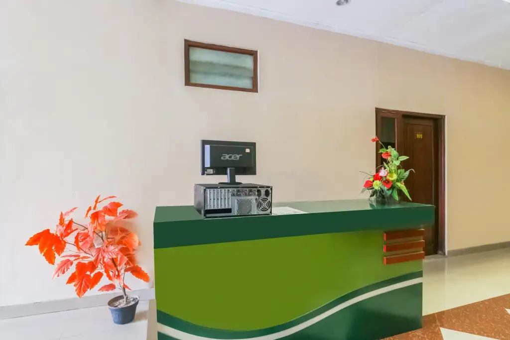 Суракарта: Super OYO 90193 D'waru Homestay Syariah