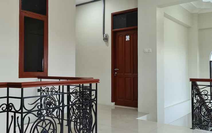 Бандунг: Oyo 90203 Dzawani Guest House