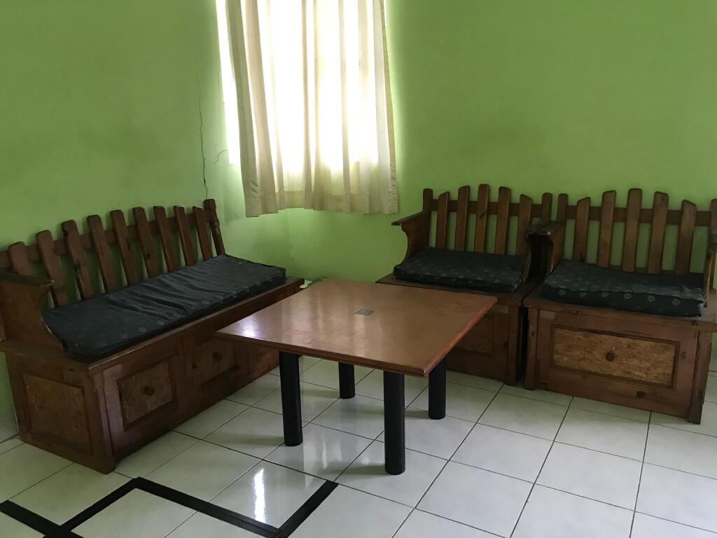 Чикаранг: OYO 90204 Surya Inn Syariah