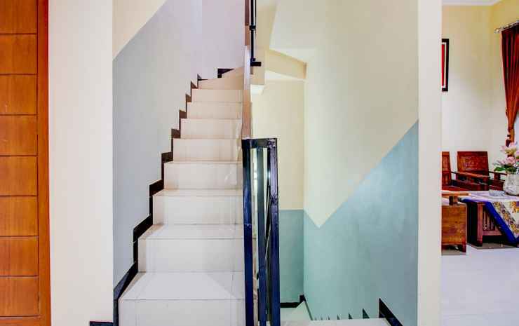 Маланг: OYO 90217 Cmb 37 Guest House