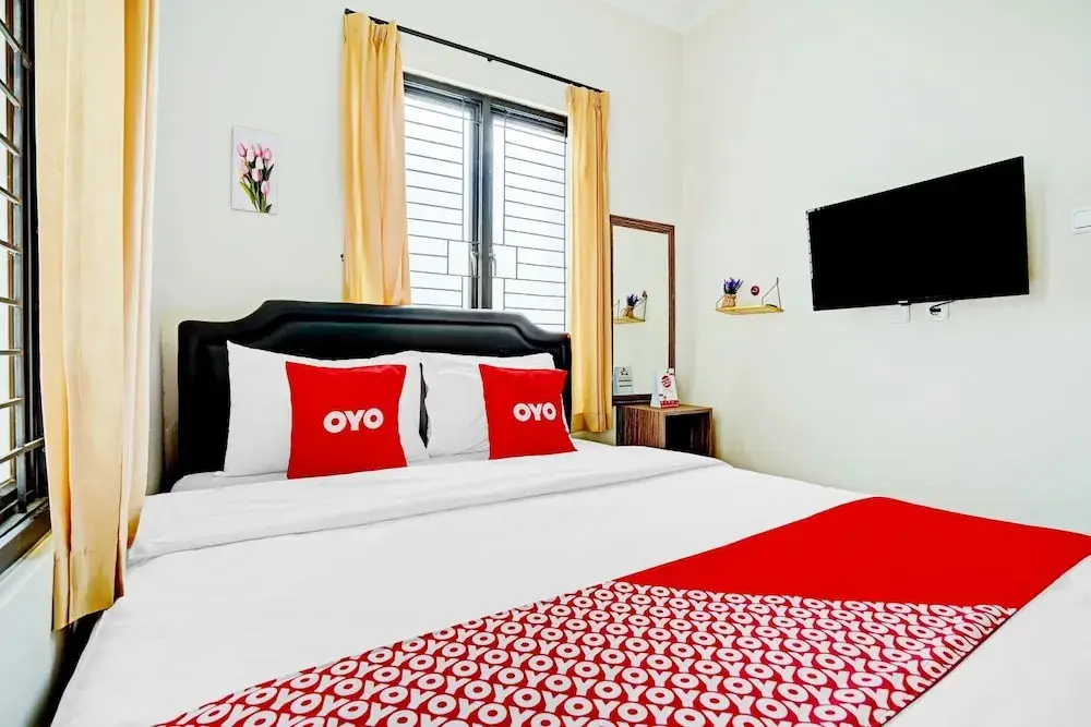 Караванг: OYO Life 90211 I-sidji Inn