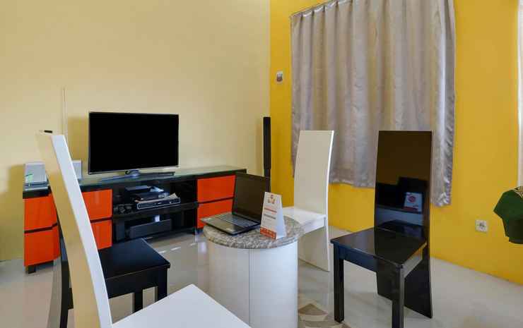Бату: Oyo 90242 Villa And Guest House Panput