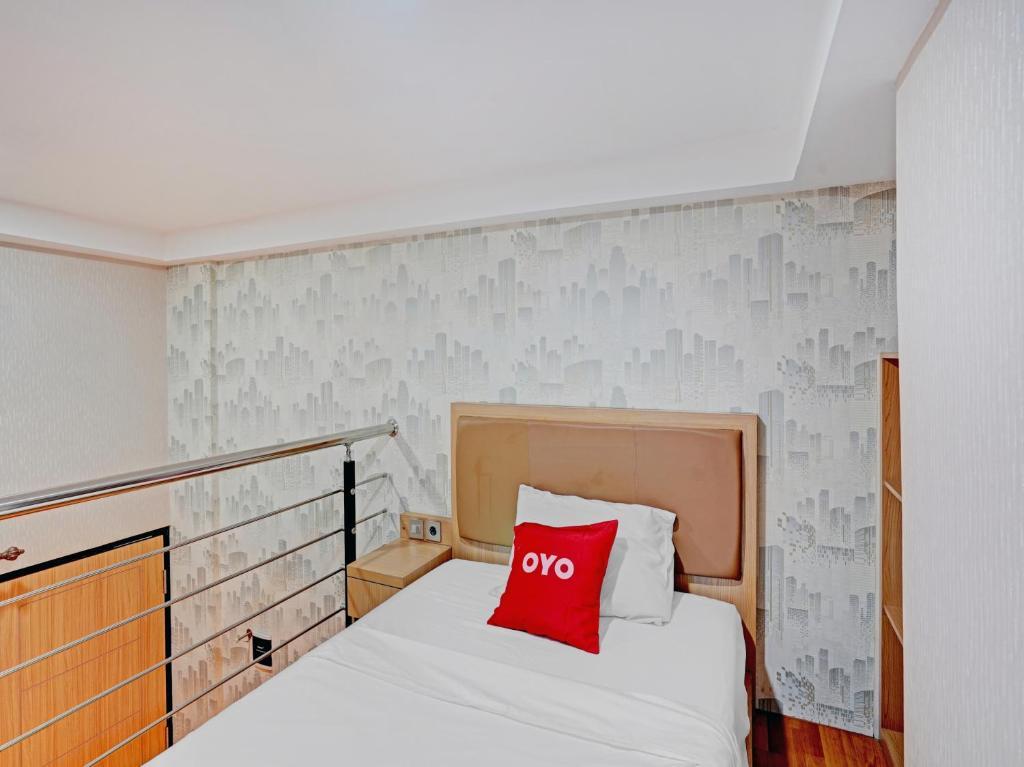 Сурабая: OYO 90227 Citraland Residence