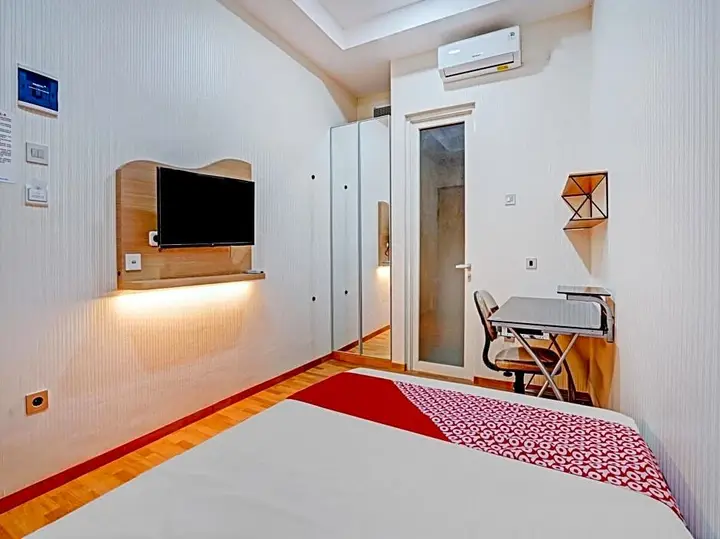 Сурабая: OYO 90227 Citraland Residence