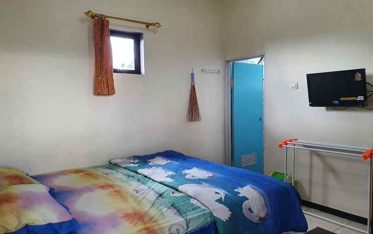 Бату: OYO 90252 Villa Dini & Homestay Batu