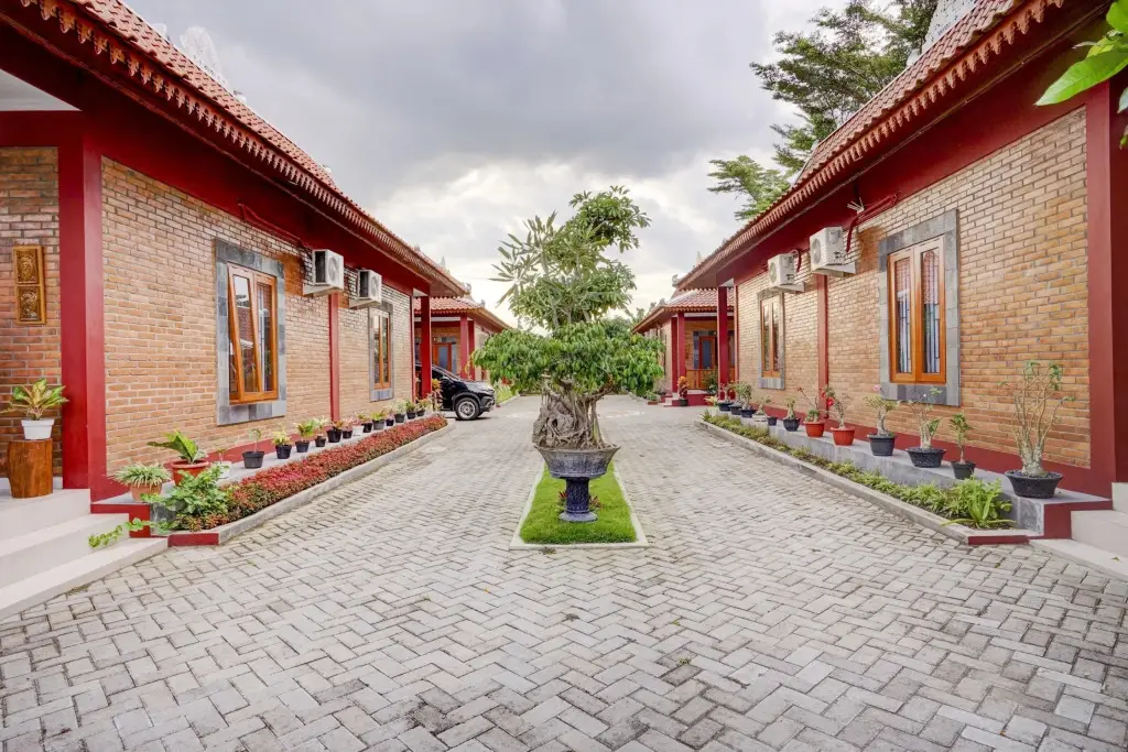 Батуретно: OYO 90265 Cempoko Mulyo Homestay Syariah