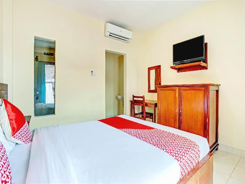Денпасар: OYO 90302 Wisma Damai