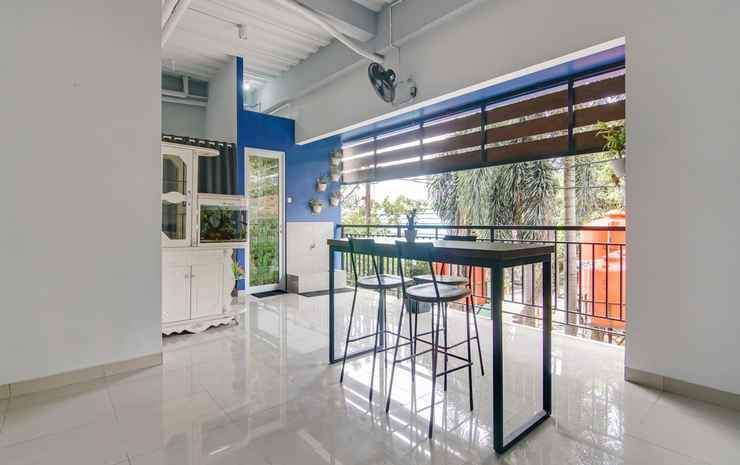Южный Тангеранг: OYO 90305 De Umbrela Mansion Syari'ah Ciputat