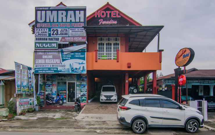 OYO 90327 Hotel Faradisa Syariah — фото 1