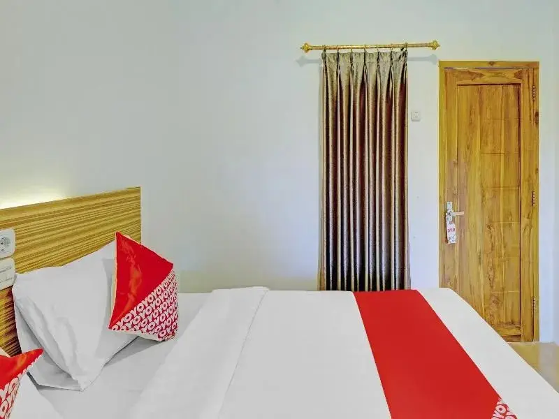 Пеканбару: OYO 90325 Pondok Dnayu Syariah