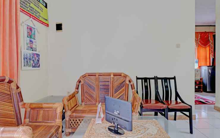 Чипанас: OYO 90329 Cipendawa Md38 Homestay