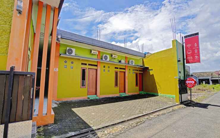 Чиребон: OYO 90332 Puri Pembangunan Residence Syariah