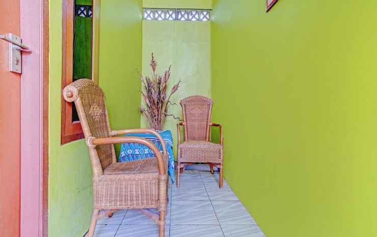 Чиребон: OYO 90332 Puri Pembangunan Residence Syariah