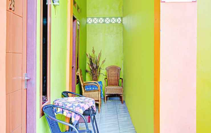 Чиребон: OYO 90332 Puri Pembangunan Residence Syariah