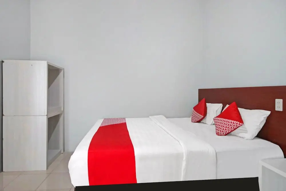 Медан: OYO 90359 Sbh Residence