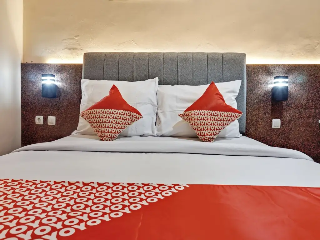 Серанг: OYO 90314 Stadion Guesthouse Syariah