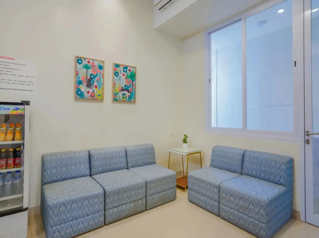 Сурабая: Super OYO Capital O 90336 Olive Guest House