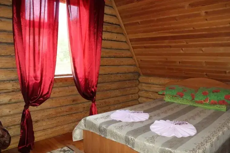 Известковый: Greenhouse Hotel