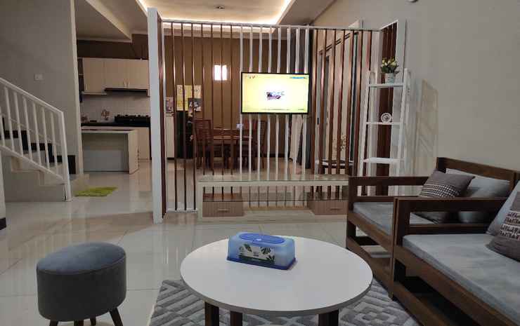 Чианджур: Shakilla House 1A Syariah