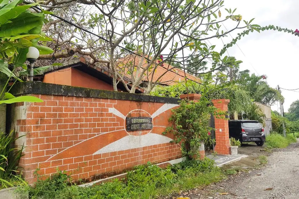 Чангу: OYO 90362 Laterrasse Guest House