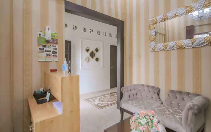 Медан: OYO 90338 Rumah Yasmin Syariah