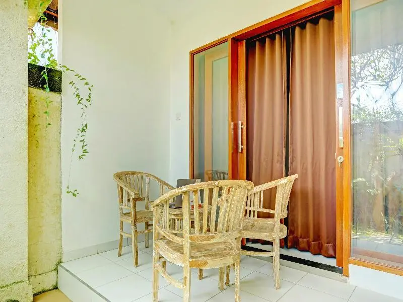 Чангу: OYO 90337 Wiguna Homestay