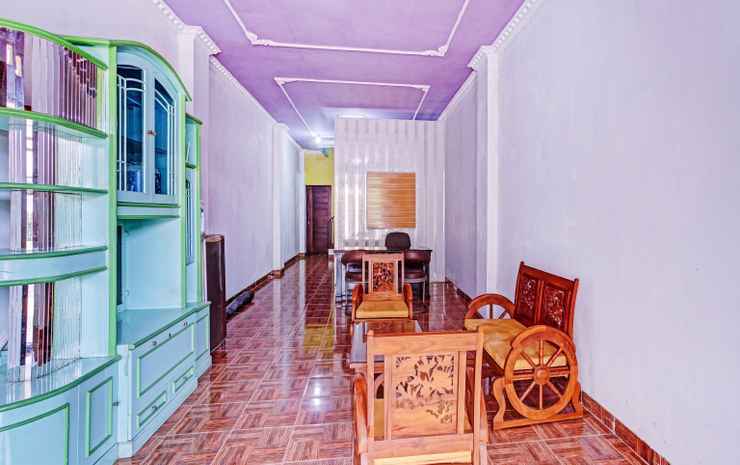 Бандар-Лампунг: OYO 90340 Al Bayt Homestay Syariah