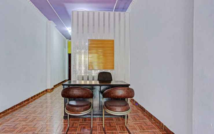 Бандар-Лампунг: OYO 90340 Al Bayt Homestay Syariah