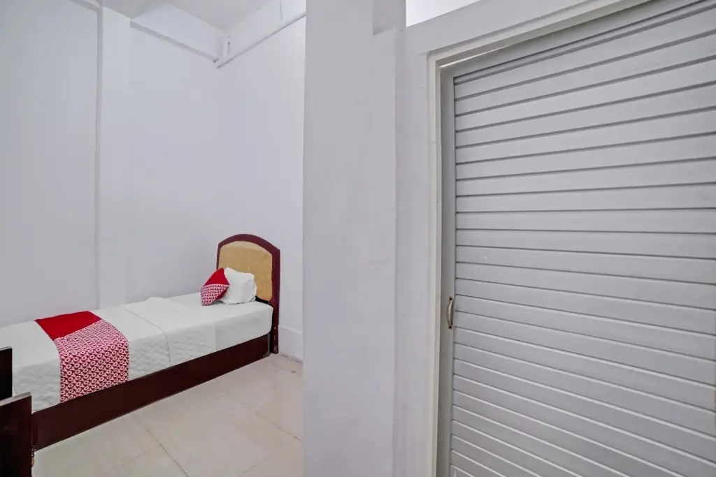 Медан: OYO 90387 Sepakat Guest House
