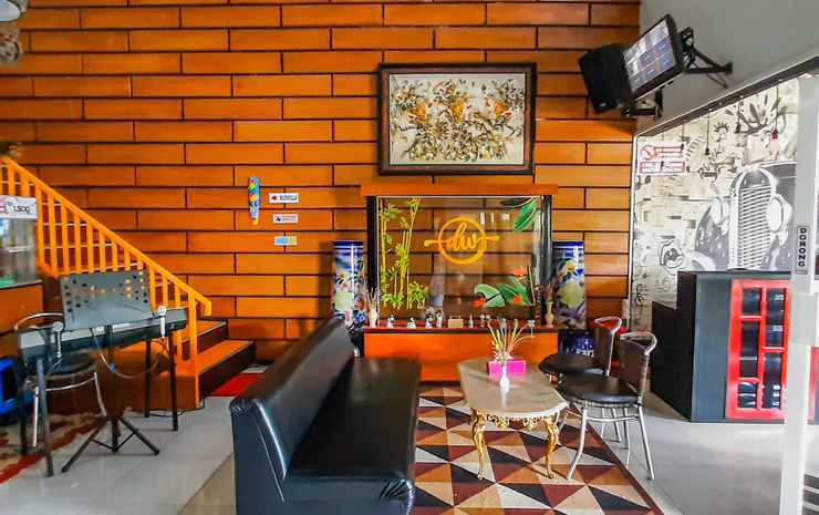 Маланг: OYO 90374 De' Orange Syariah