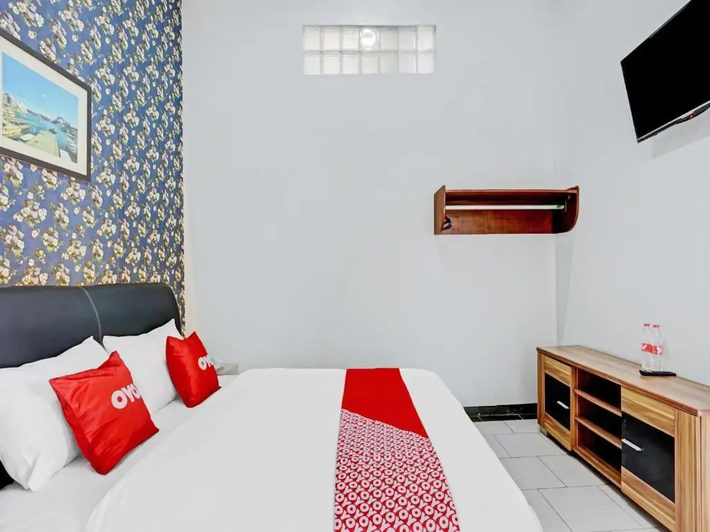 Бату: OYO 90396 The Halona Villa Batu