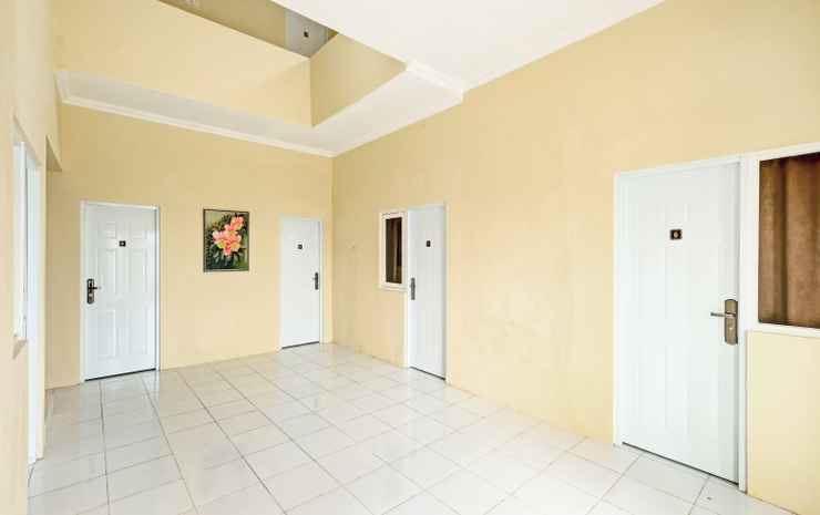Батуретно: OYO 90424 Kangen House