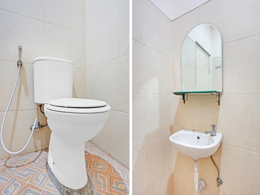 Сурабая: OYO 90442 Almeira Homestay Syariah Sub