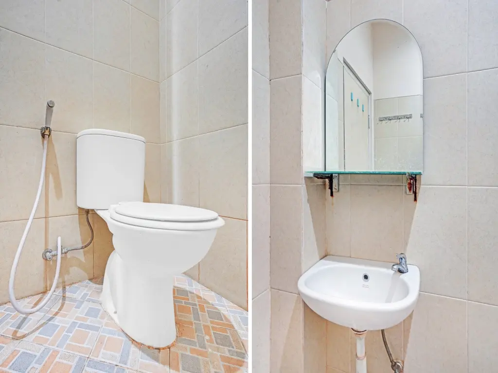 Сурабая: OYO 90442 Almeira Homestay Syariah Sub