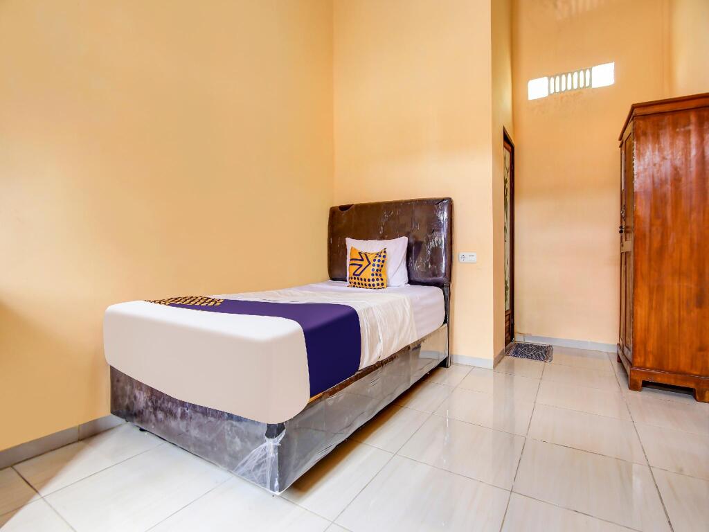 Палембанг: OYO Life 90433 Serasi Kost