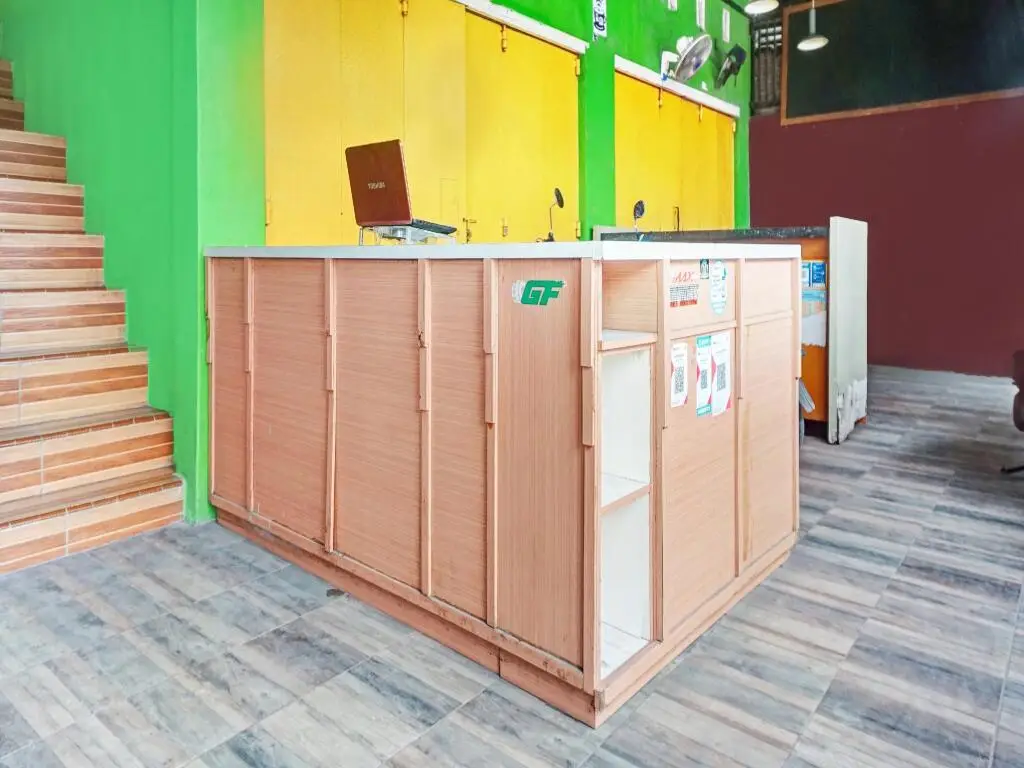 Макассар: OYO 90441 Kuntawa Guesthouse