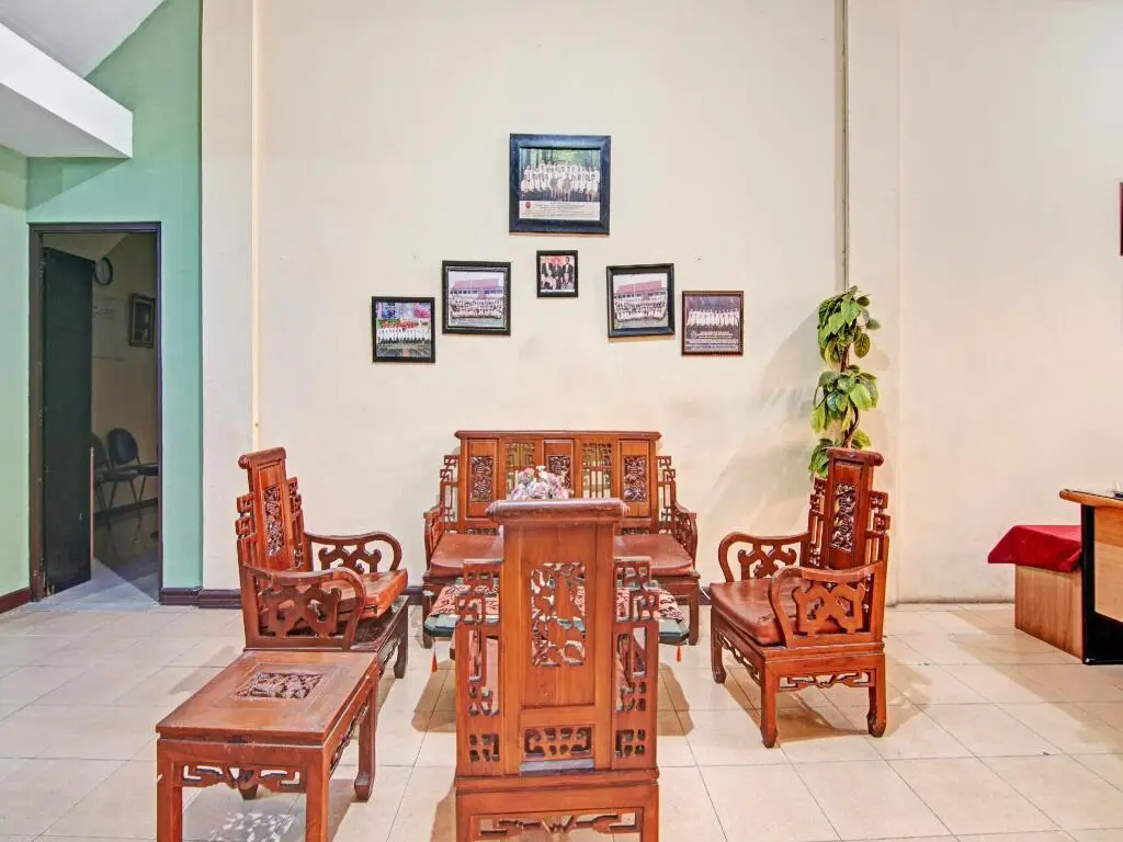 Пеканбару: SPOT ON 90418 Akasia Hotel Syariah