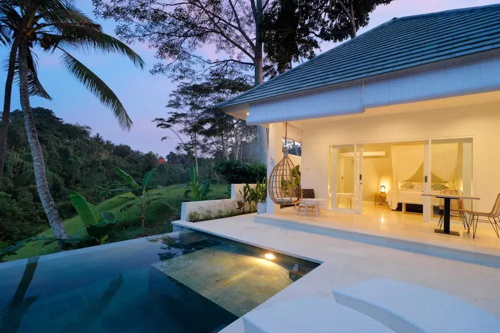 Убуд: Romantic Jungle Villa, 1 BR, Ubud With Staff