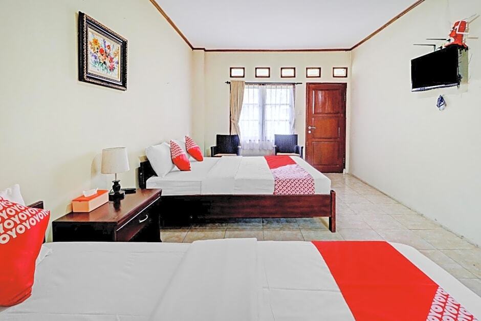 Лембанг: OYO 90461 Graha Atmadja Syariah Guest House