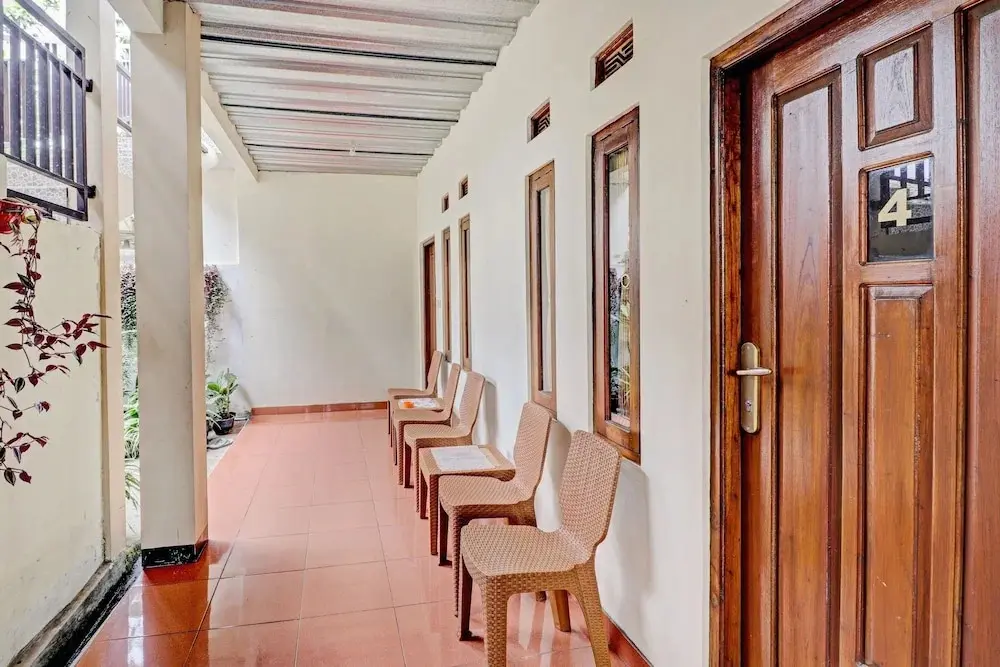 Лембанг: OYO 90454 Adinda Homestay Cibodas Lemban
