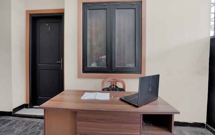 Сурабая: Oyo 90477 Kedung Anyar Residence