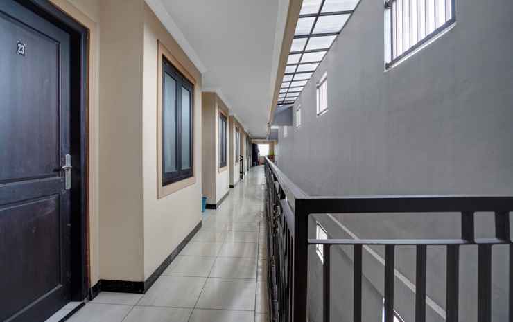 Сурабая: Oyo 90477 Kedung Anyar Residence