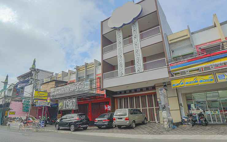 Маланг: OYO 90466 Roemah Singgah & Kost Ekslusif Syariah