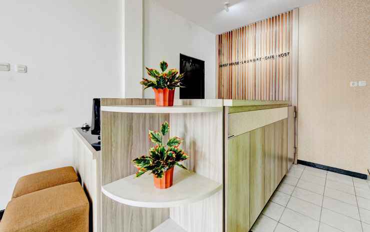 Пурвокерто: OYO 90497 Navaya Guest House