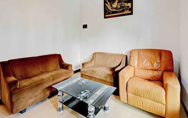 Пурвокерто: OYO 90497 Navaya Guest House
