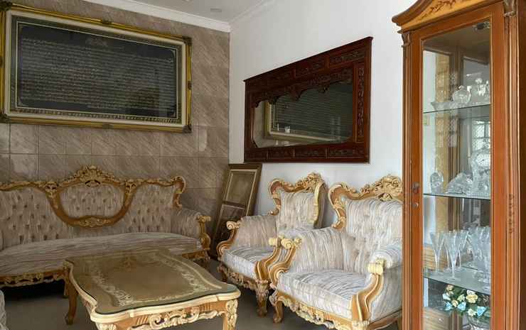 Джакарта: Oyo 90484 House Of Laga Syariah