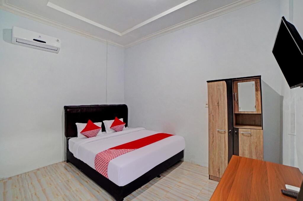 Медан: OYO 90503 Madina Residence Syariah