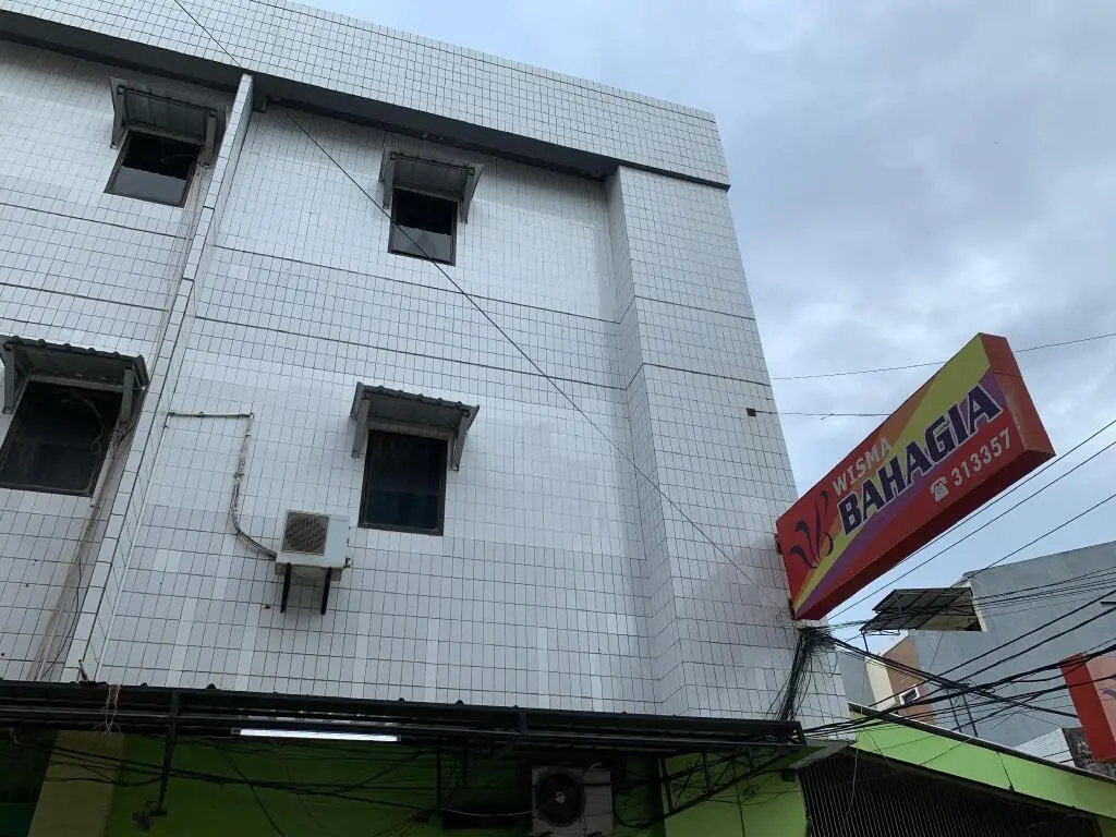 Макассар: OYO 90545 Wisma Bahagia Makassar